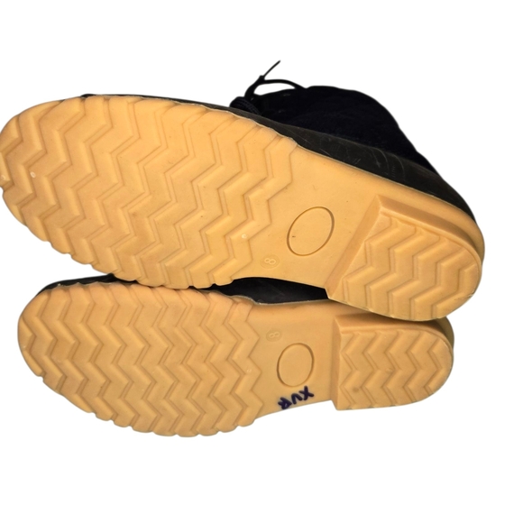 Sociology Quilted Lace-Up Boots - Picture 5 of 7